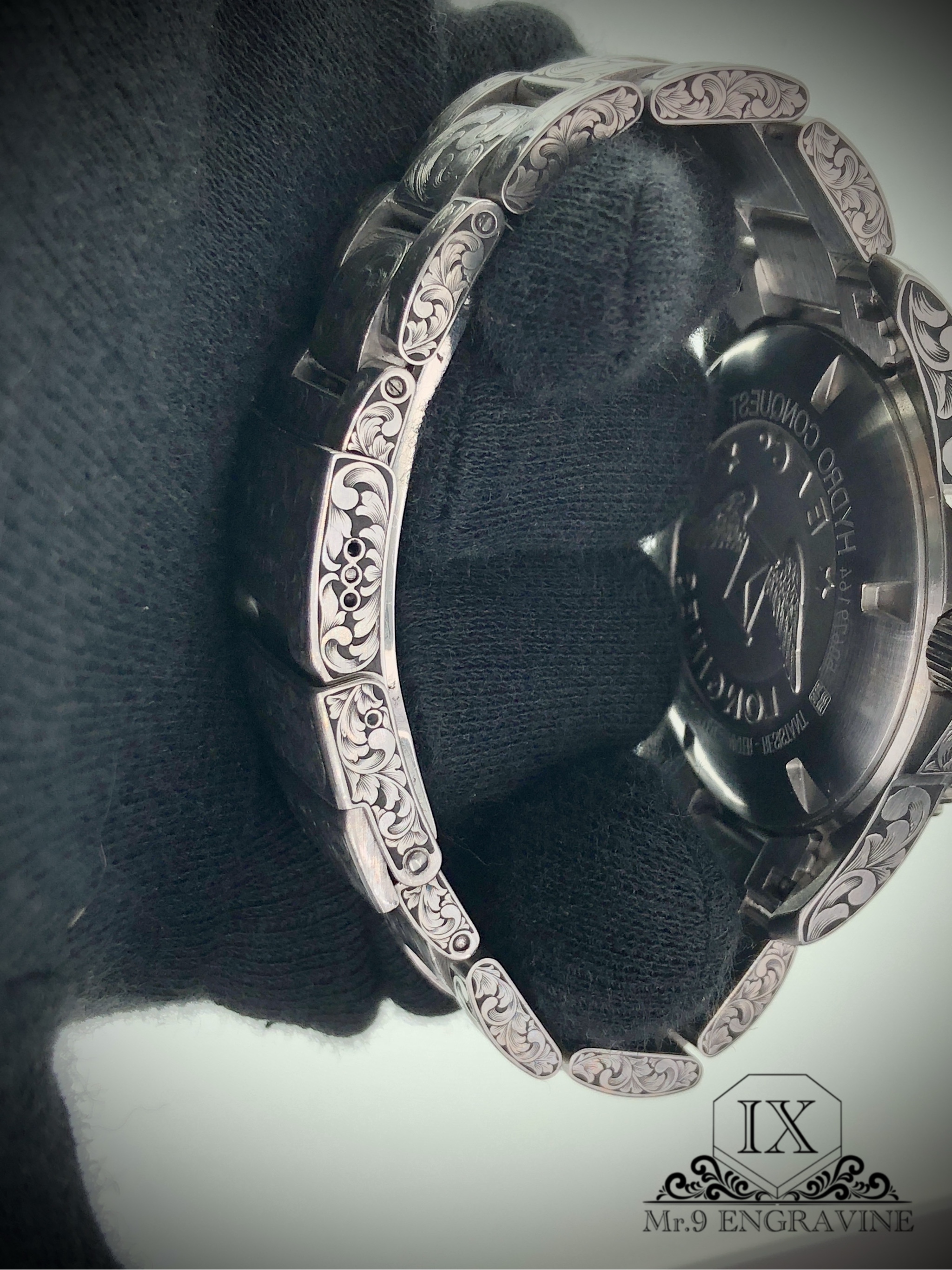 Longines engraved bracelet and clasp