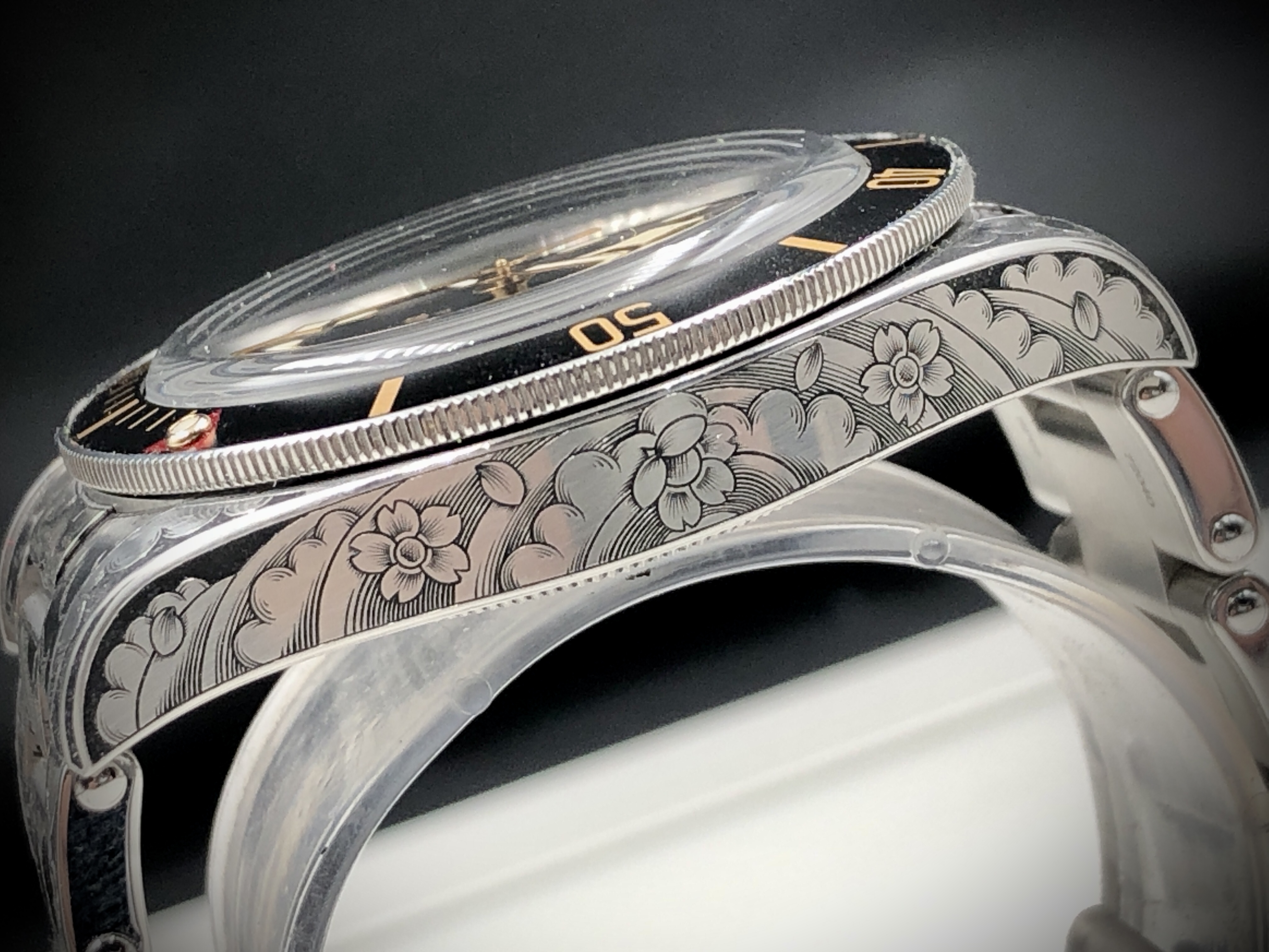 Tudor Black Bay 58 engraving detail